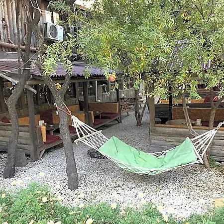 Ξενοδοχείο Varuna 3*